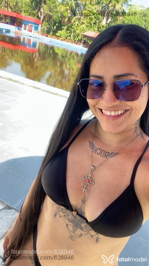 Aline Oliveira — foto 3