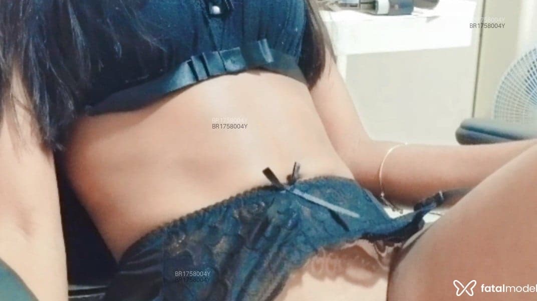 Ayumi Saint