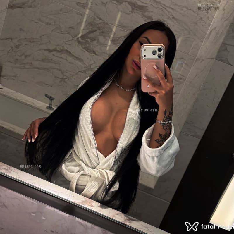 Stella Prado — foto 1