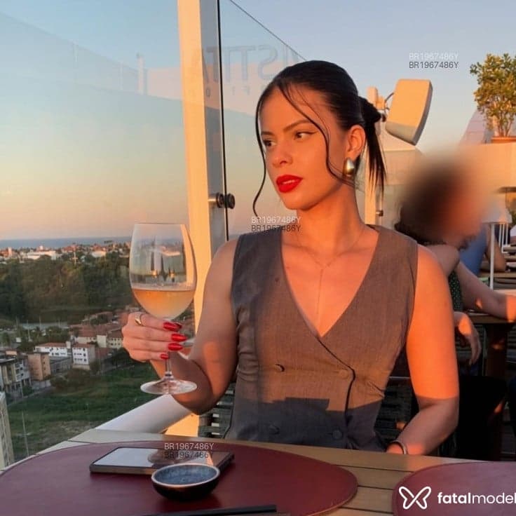 Leticia Almeida — foto 1