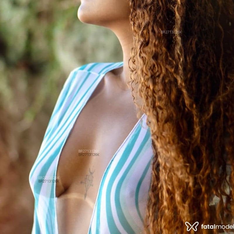 Letícia Menezes — foto 1