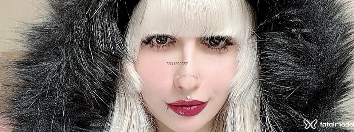 Julia Priv