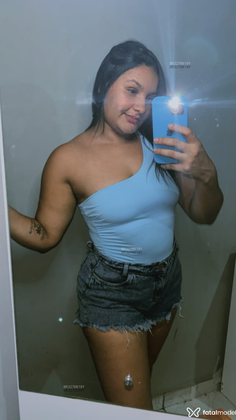Karina — foto 1