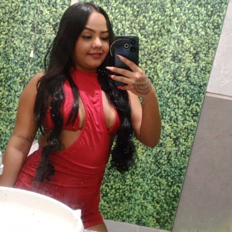 Mikaelly — foto 1